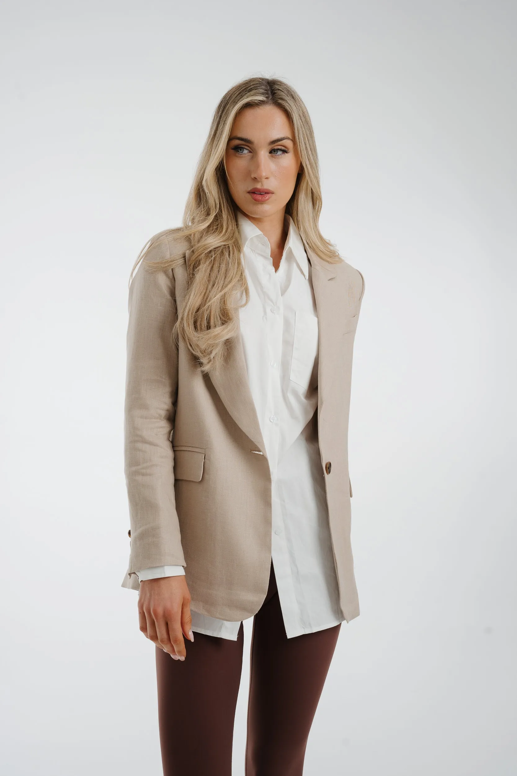 Arabella Linen Blazer In Taupe