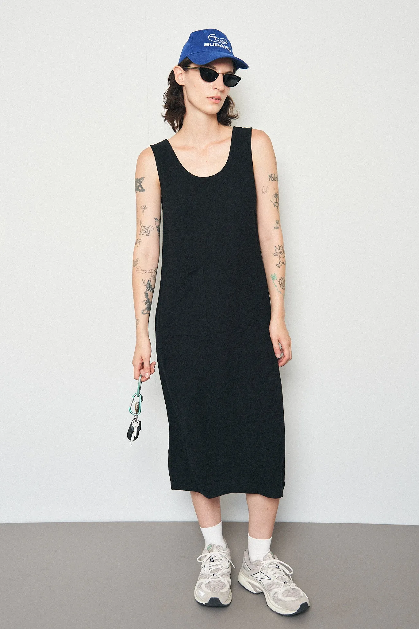 Big Pocket Black Linen Shift Midi Dress