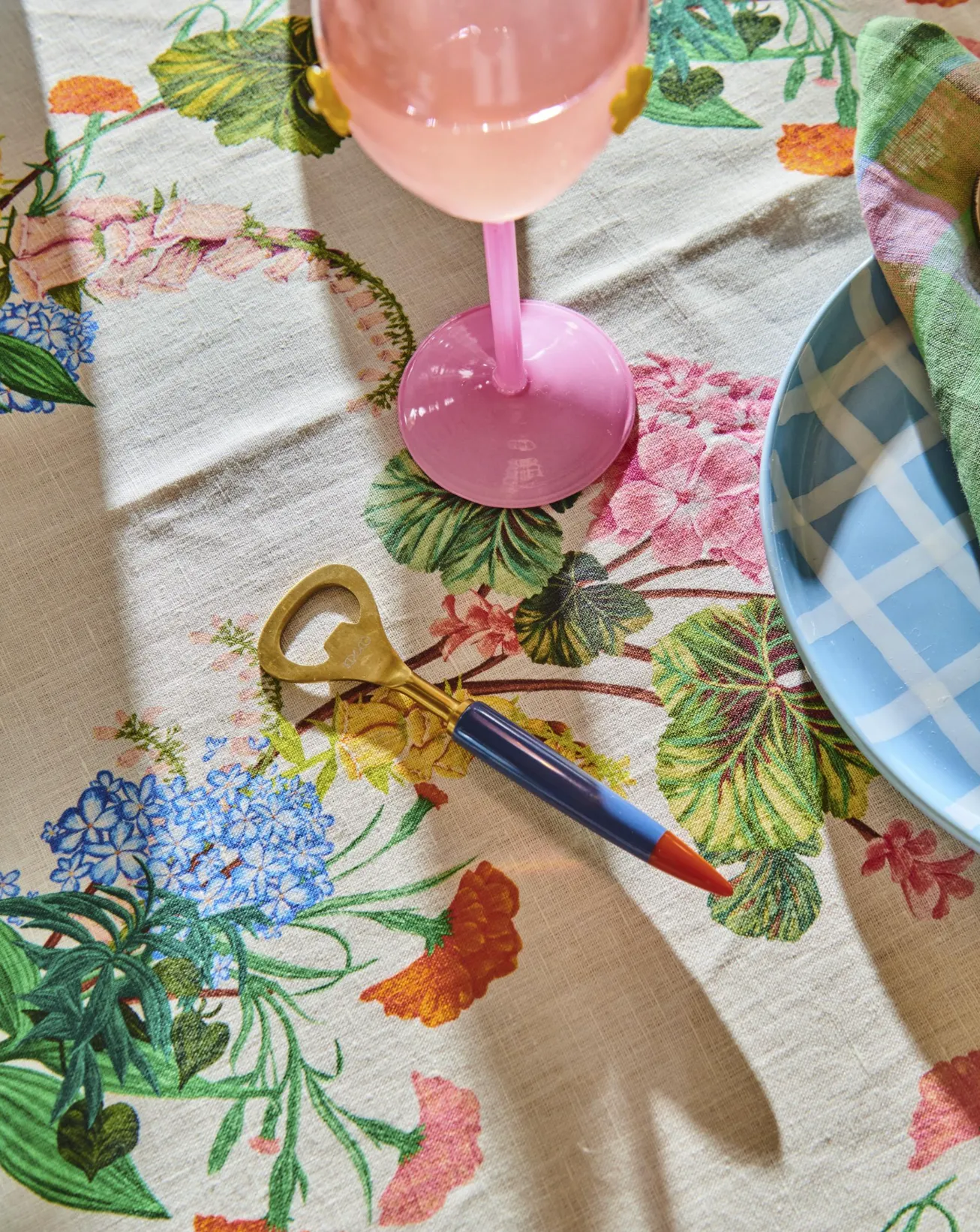 Bouquet Beauty Linen Tablecloth