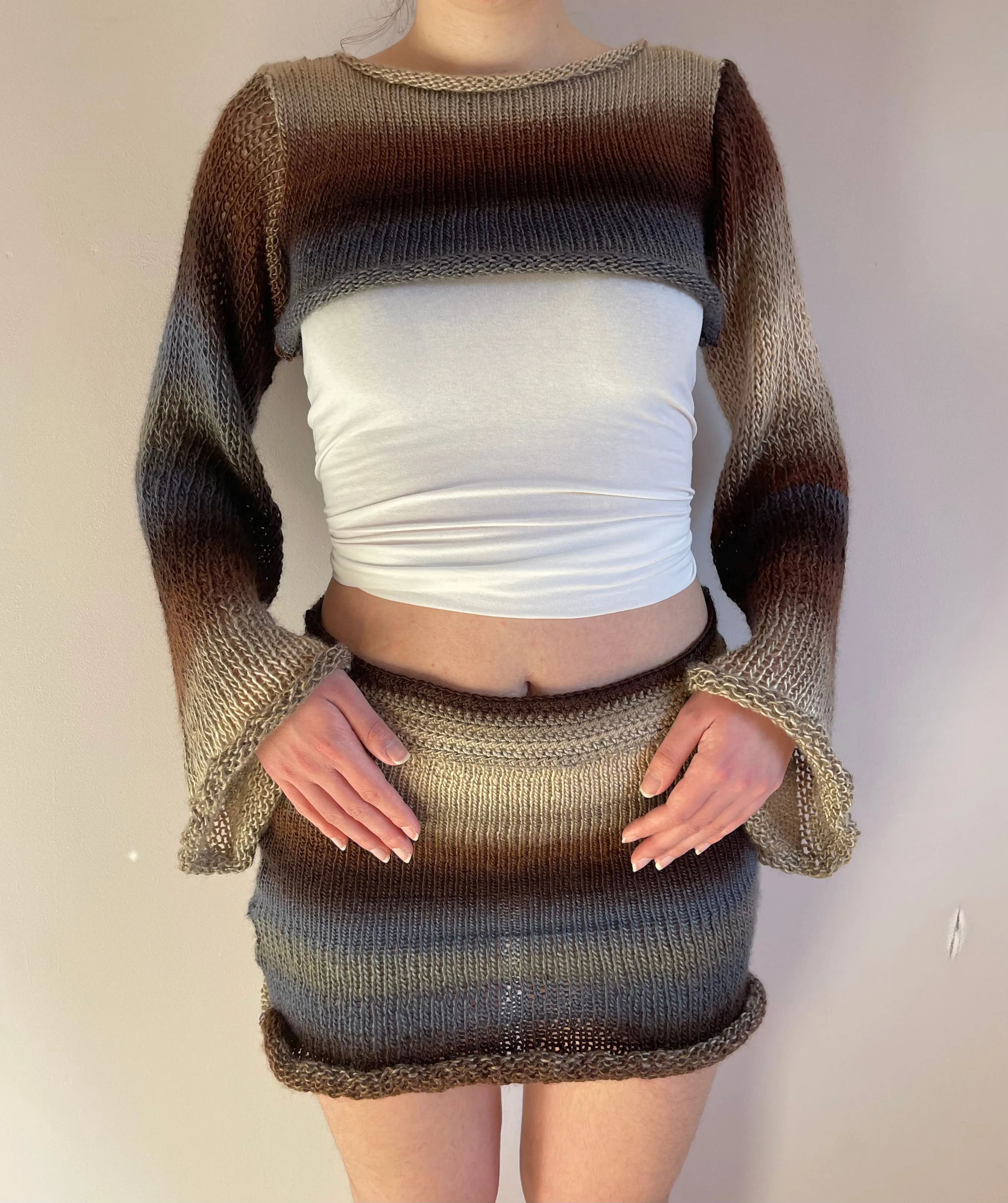 SET: Handmade knitted ombré skirt and top coord - Seashell colourway