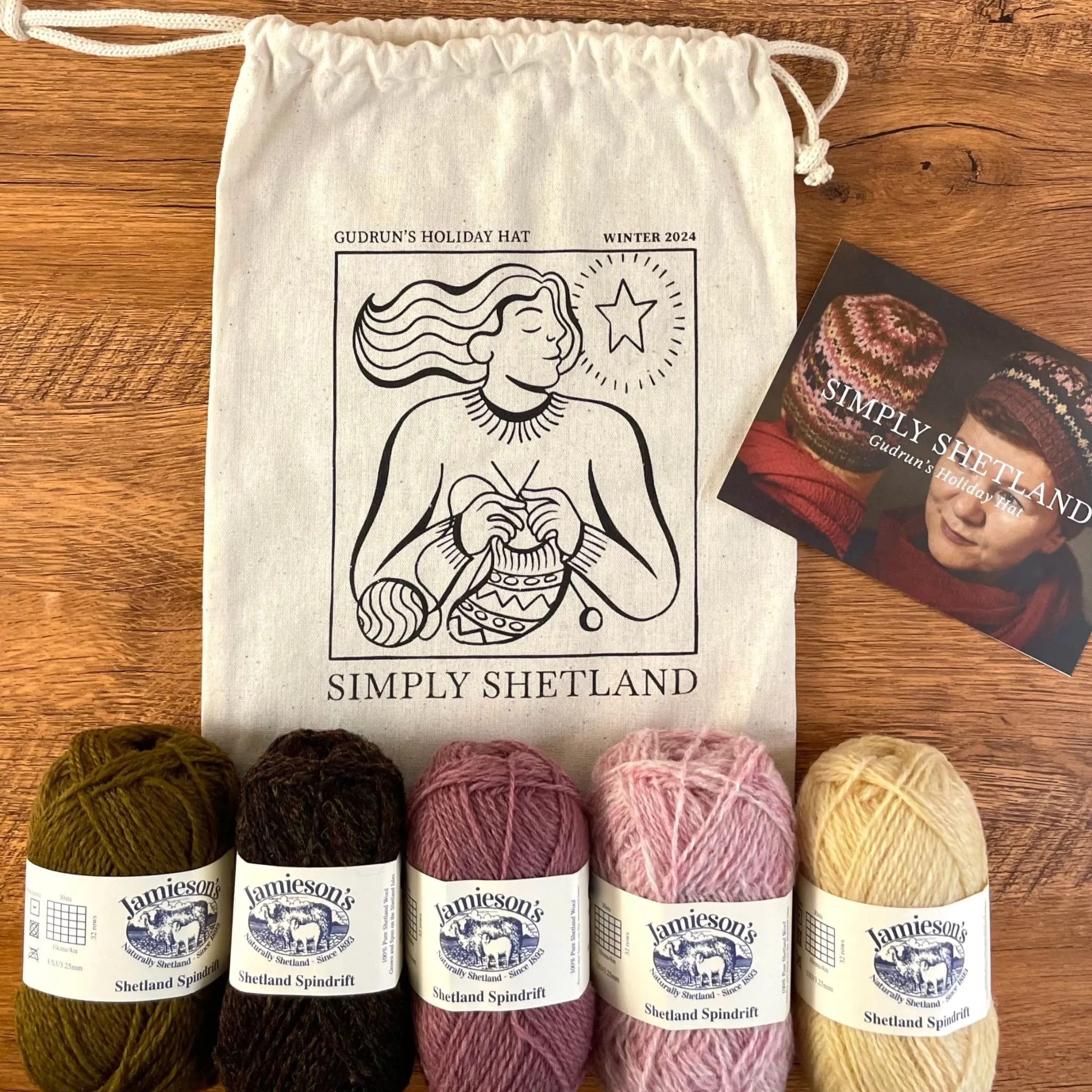 Yöl Moorie by Gudrun Johnston for Simply Shetland